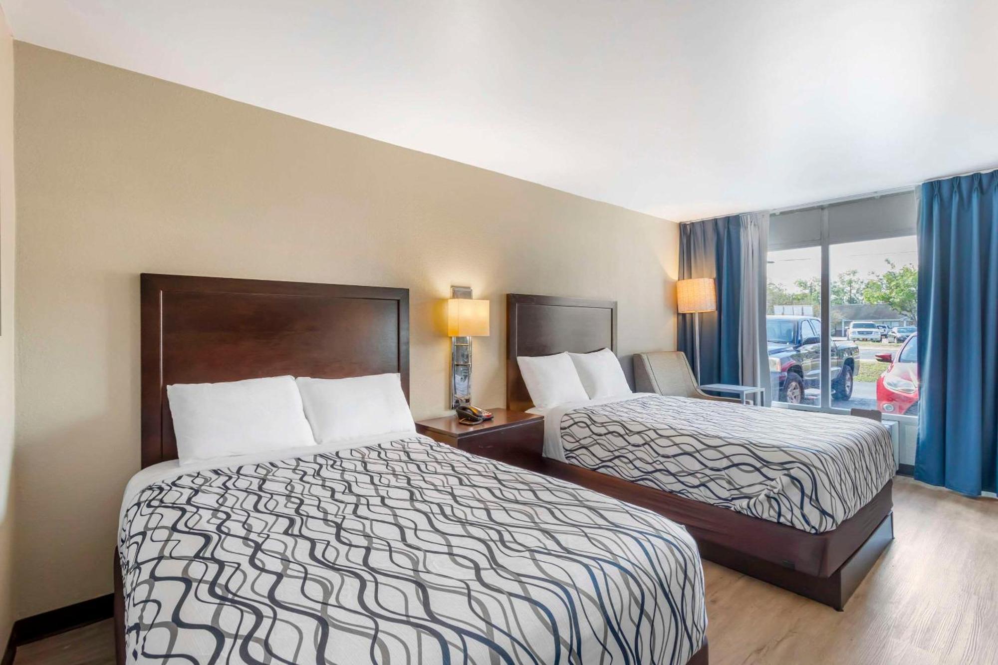 Rodeway Inn أورانج بارك المظهر الخارجي الصورة